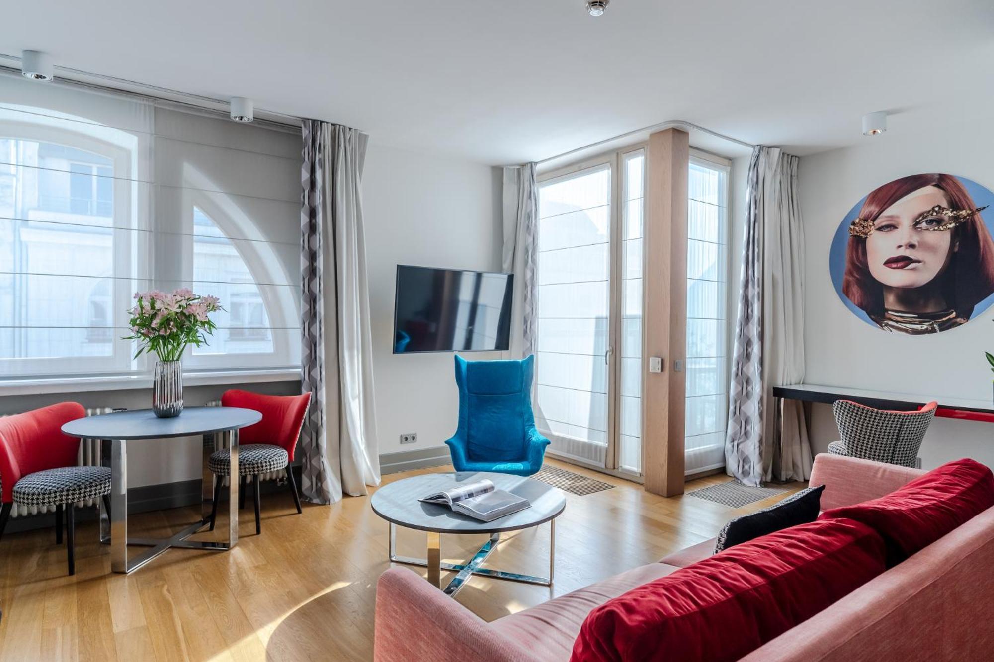 H15 Boutique Hotel, Warsaw, A Member Of Design Hotels Exterior foto A typical apartment