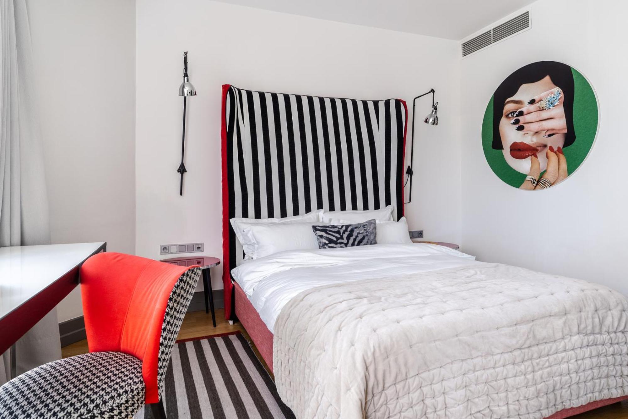 H15 Boutique Hotel, Warsaw, A Member Of Design Hotels Exterior foto A room at the Standard East Village