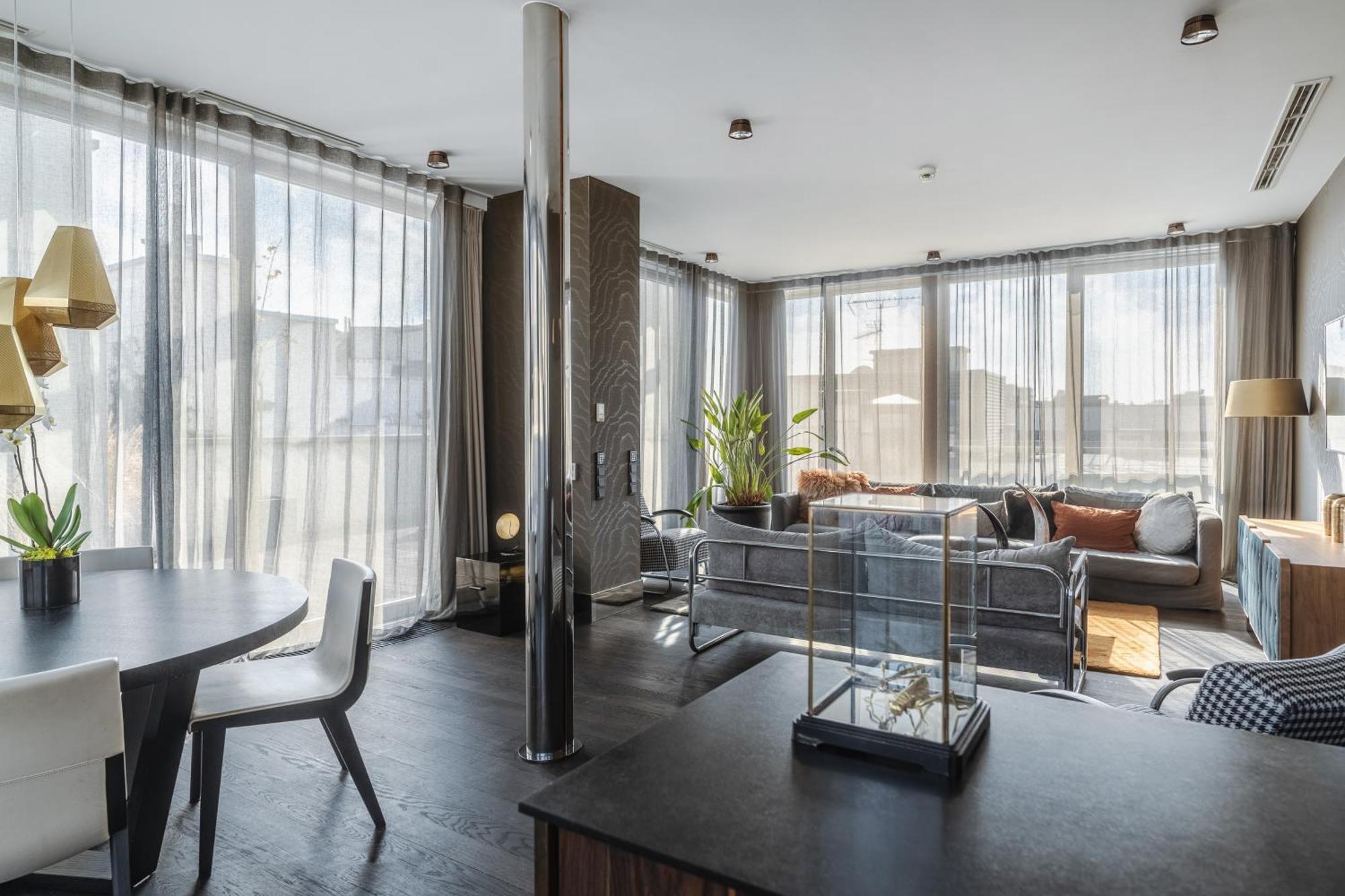 H15 Boutique Hotel, Warsaw, A Member Of Design Hotels Exterior foto Interior of a penthouse apartment