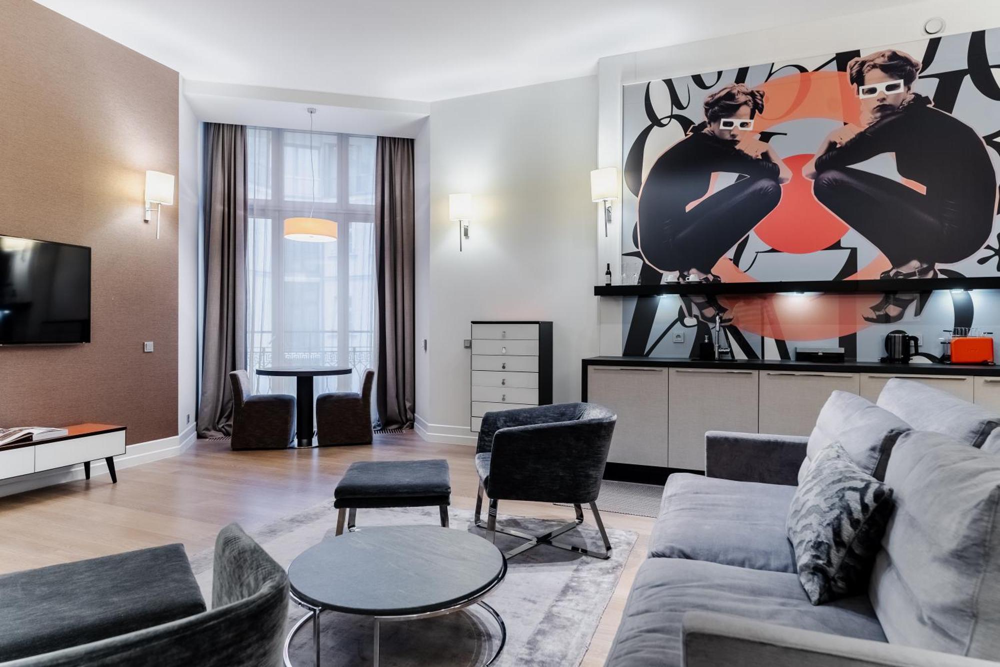H15 Boutique Hotel, Warsaw, A Member Of Design Hotels Exterior foto A suite at the hotel