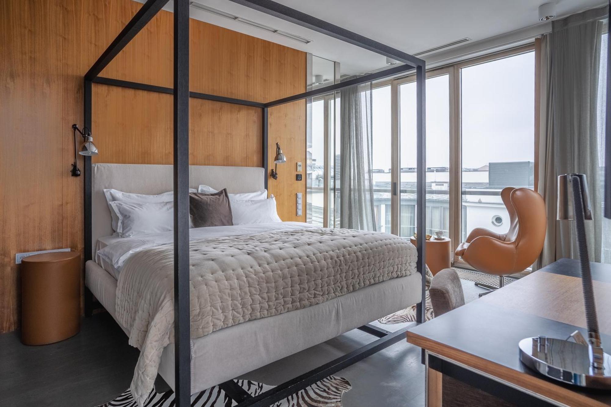 H15 Boutique Hotel, Warsaw, A Member Of Design Hotels Exterior foto A bedroom at the hotel
