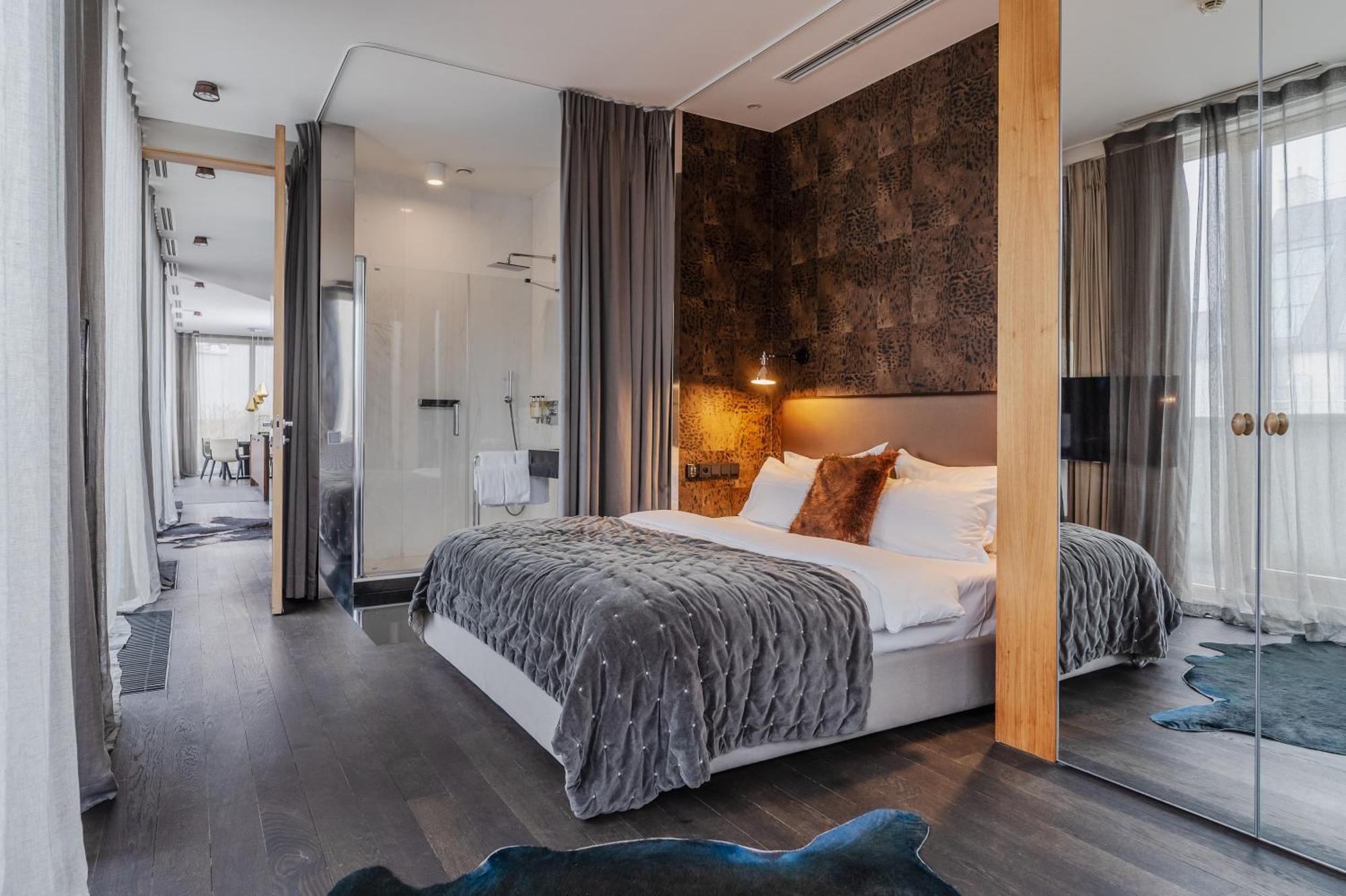 H15 Boutique Hotel, Warsaw, A Member Of Design Hotels Exterior foto A bedroom at the hotel
